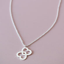  Collier Hélios argenté